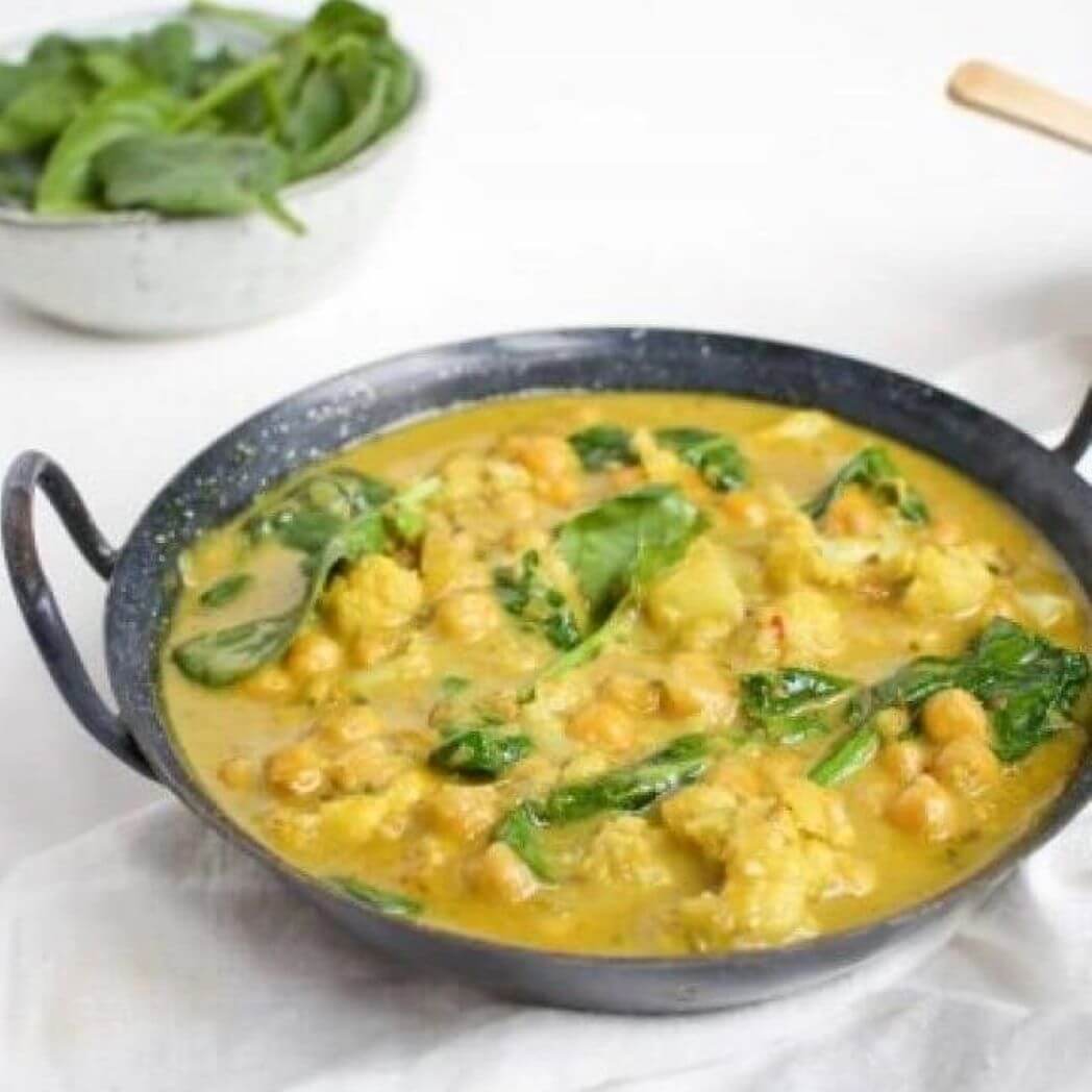 Vegetarische curry met bloemkool en kikkererwten - How2behealthy